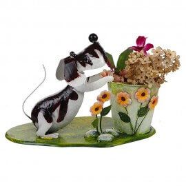 Decorative Garden Dog with Pot / planter