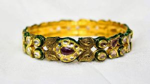 Antique Kundan Bangles