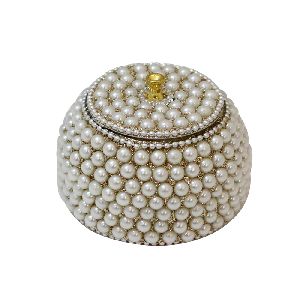 Beautiful earings and rings storage box