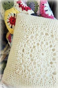 Printed Crochet Cushion Cover