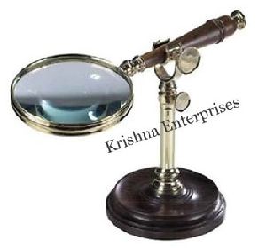 Magnifying Glass with Stand