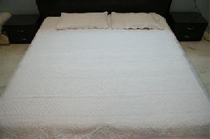 white bed cover set