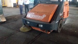 Factory Cleaning Machine