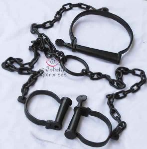 Handcuff With Full Chain