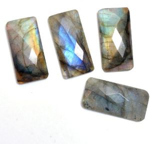 Labradorite rectangle rosecut flat cab