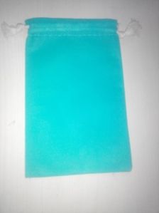 Nonwoven pouches