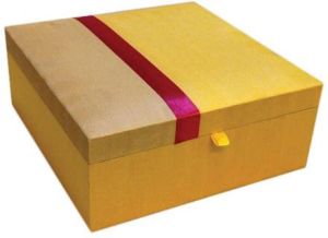 Cardboard Rectangular Saree Box