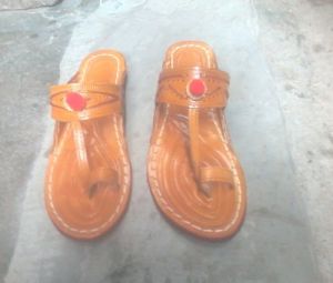 Ladies Kolhapuri Slipper