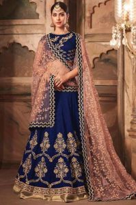 Designer bridal wedding lehenga