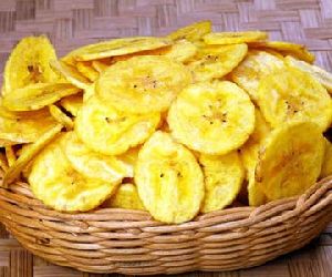 fried banana chips