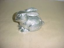 RABBIT ANIMAL STATUE