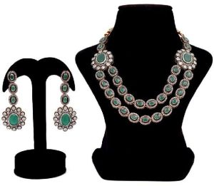 Green Stone Necklace Set