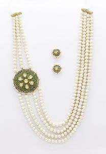 White Beads Pendant Set with Stud Earrings