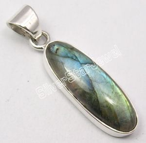 925 Silver LABRADORITE Pendant