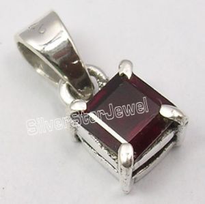 925 Silver NATURAL GARNET GEMSTONE Pendant