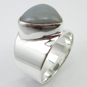 SOLID STERLING SILVER GRAY AGATE RING