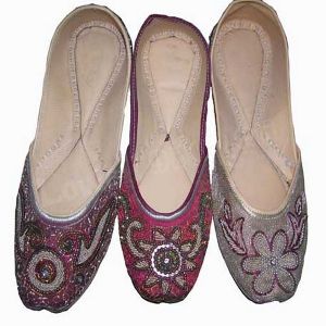 DABCA EMBROIDERY SHOES