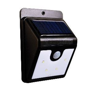 solar outdoor lamp