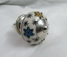 Ceramic Dotted Flower Knob