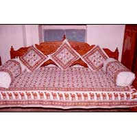Diwan Set