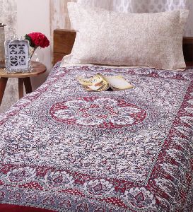 Round Border Patti Handlook Print Bedsheet