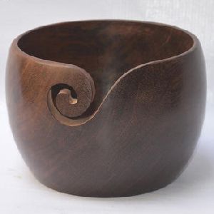 Handcrafted burnt mango wood yarn holder bowl