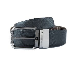 DOUBLE SIDED REMOVABLE TWIST PIN BELT
