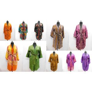 Indian Handmade Natural Silk Kimono Dress Vintage Soft Sari Bath Robe Night Wear