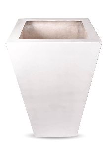 Heighted White Planter