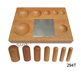 WOODEN DAPPING BLOCK WITH STEEL PLATE