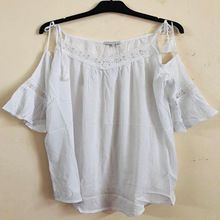 Ladies top surplus white