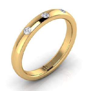 Verve Queen Yellow Gold Diamond Band Ring