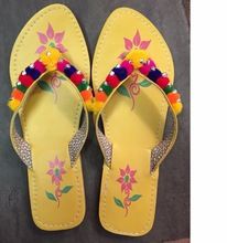 Handmade Leather Pom Pom Jaipuri Slipper