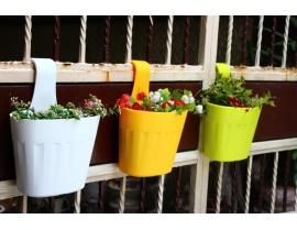 Railing planter