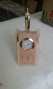Wooden Table Top Pen Stand