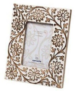 Wooden Flower Design Photo Frame