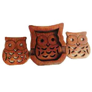 Wooden Owl Shaped Coaster
