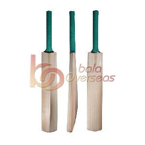 Cricket Bat with Rubber Grip