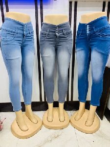 Ladies Trendy Denim Jeans