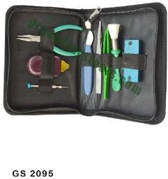 WATCH BATTERY CHANGING KIT SET OF 8 IN LEATHER CASE