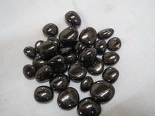 Garnet stone tumbles