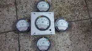 Aerosense Model ASG-203 Differential Pressure Gauge Range 0-3 PSI