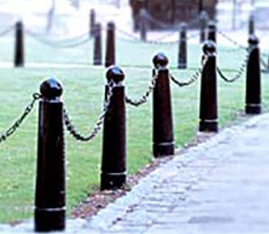 CAST IRON ROUND BOLLARDS