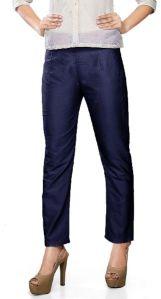 PLAIN ART SILK TROUSER IN NAVY BLUE