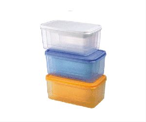 Microwave safe plastic food containers