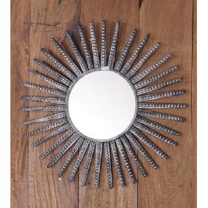 Antique Finish Round Mirror in Iron Frame