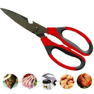 KITCHEN SCISSOR WITH MAGNETIC HOLDER