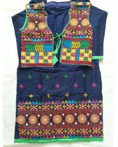 Ladies Stylish Embroidery Kurti