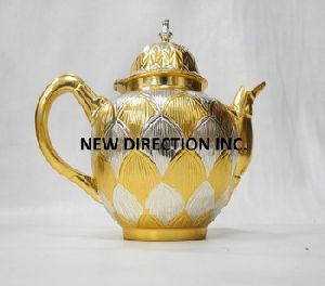 gold plated arabic coffee pot