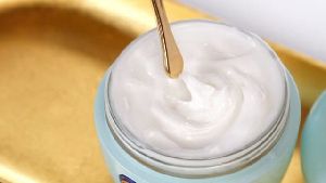 Moisturizing Cream